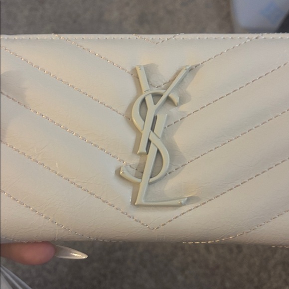 YSL LARGE WALLET - Picture 3 of 4